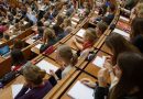 OECD-Studie: Wachsende Bildungskluft bei jungen Erwachsenen