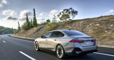 BMW 5er Reihe siegt bei der Wahl des „World Luxury Car“ 2024.
