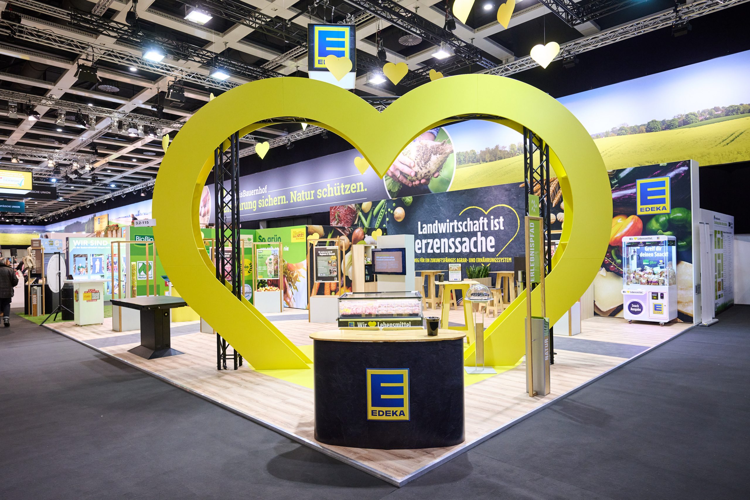 Engagement für zukunftsfähige Landwirtschaft und Ernährung: EDEKA auf der Grünen Woche 2026