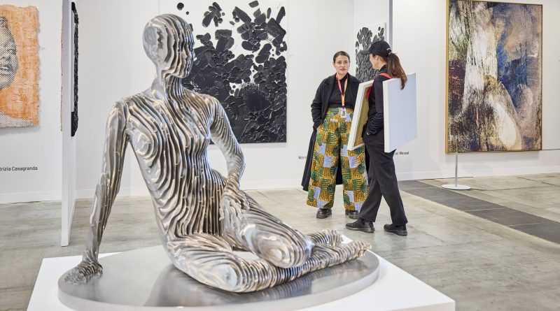 art karlsruhe 2026: Die Highlights auf einen Blick125 Jahre Kunst: Perspektiven, Qualität, Dialog